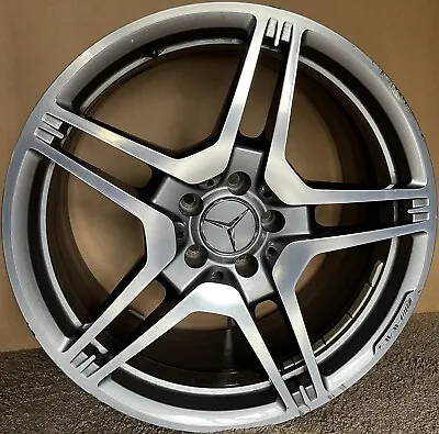 2012-2014 Mercedes Cls63 19  Factory Oem Rear Amg Wheel Rim P/n->a2184012002 • $598.99